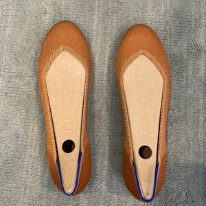 Rothy’s The Flat in the color Fawn. Never been worn. NWT.